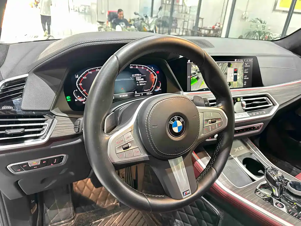 BMW X5 2023 — фото 11