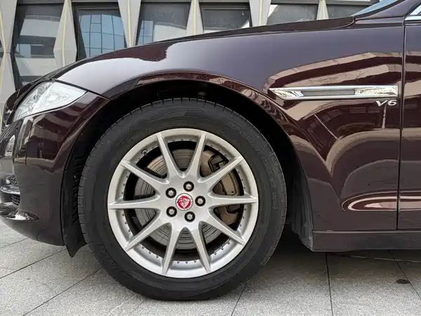 Jaguar XJ 2014