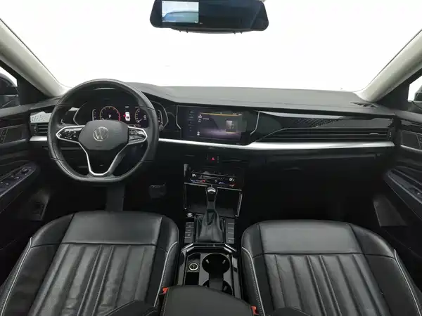Volkswagen Passat 2023