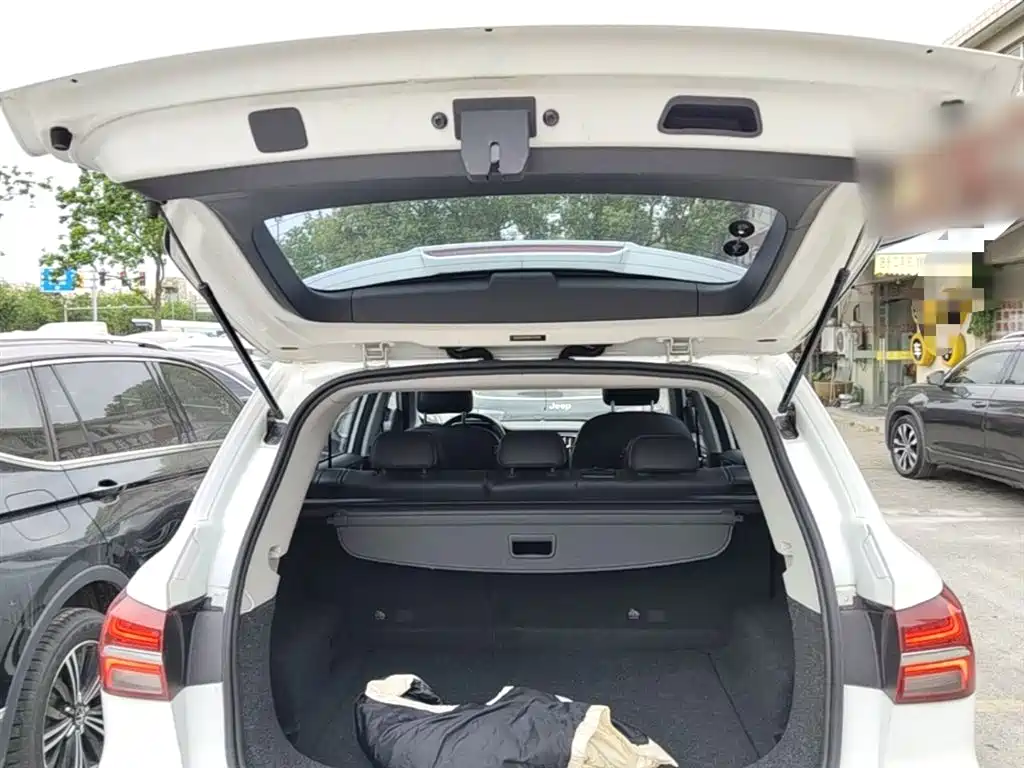 Roewe RX5 2020 — фото 19