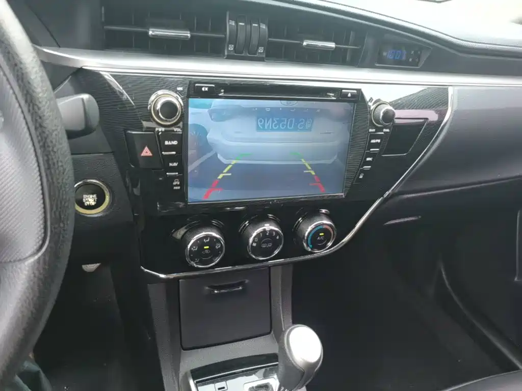 Toyota Corolla 2016 — фото 13