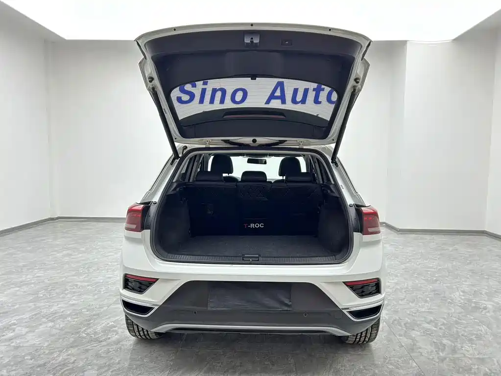 Volkswagen T-Roc 2022 — фото 15