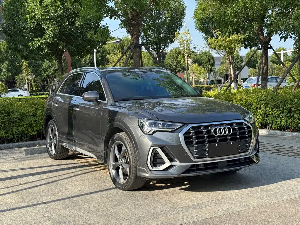 Audi Q3 2021