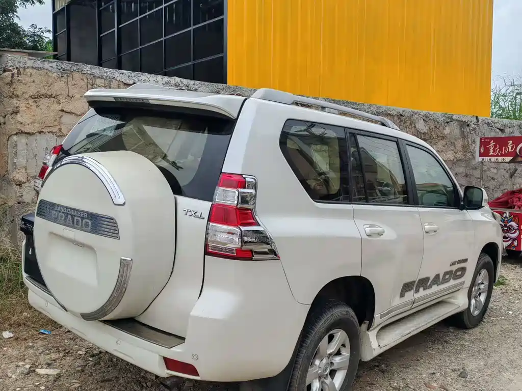 Toyota Prado 2015
