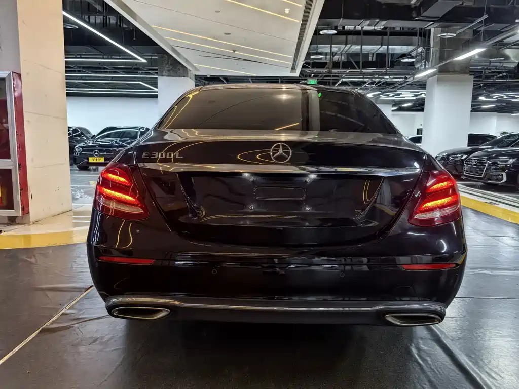 Mercedes-Benz E-Class 2020 — фото 18