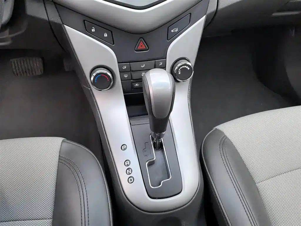 Chevrolet Cruze 2013 — фото 13
