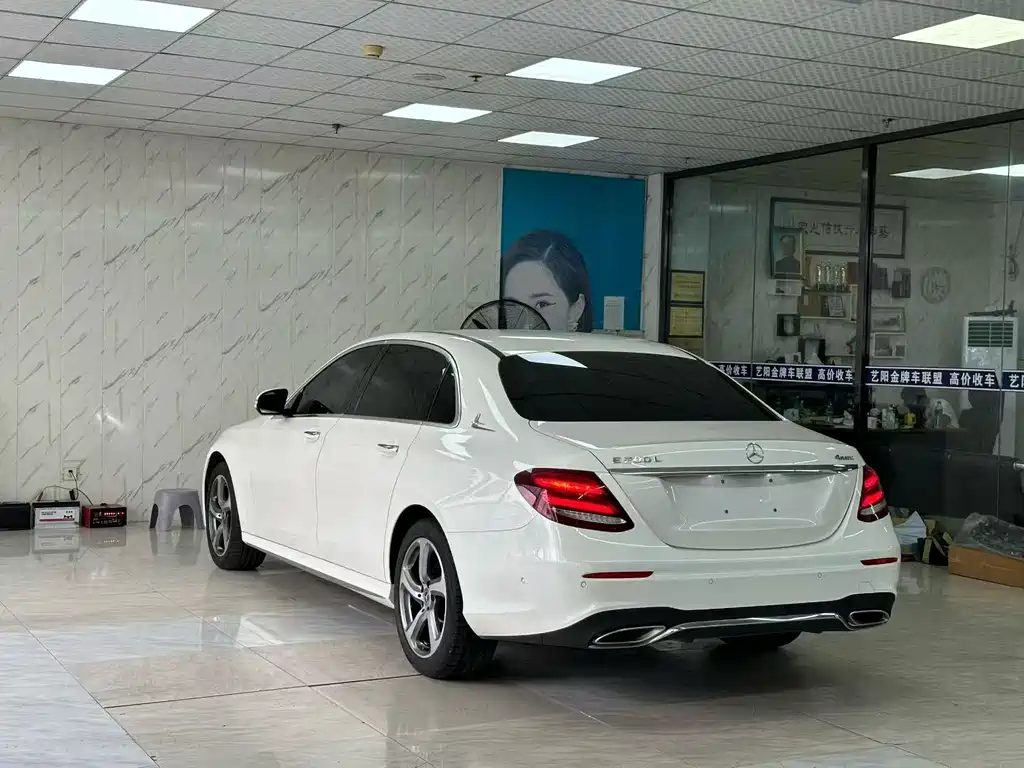 Mercedes-Benz E-Class 2017