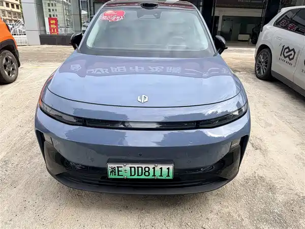 Leapmotor B10 2025