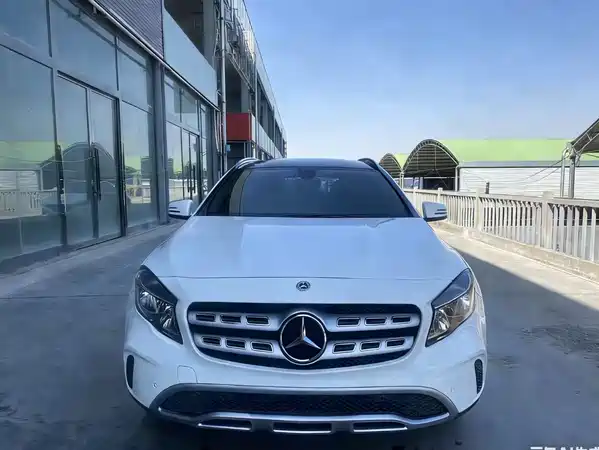 Mercedes-Benz GLA 2018
