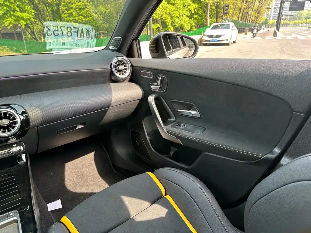 Mercedes-Benz A-Class AMG 2024 — фото 14