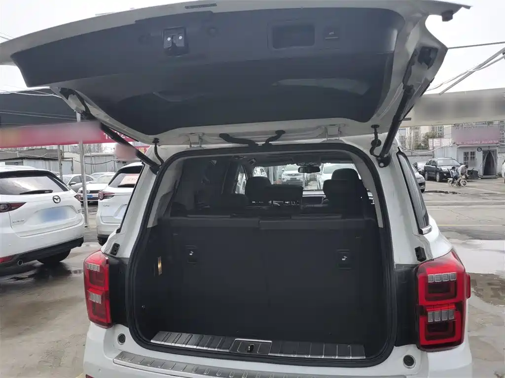 GAC Motor Trumpchi GS8 2018 — фото 19