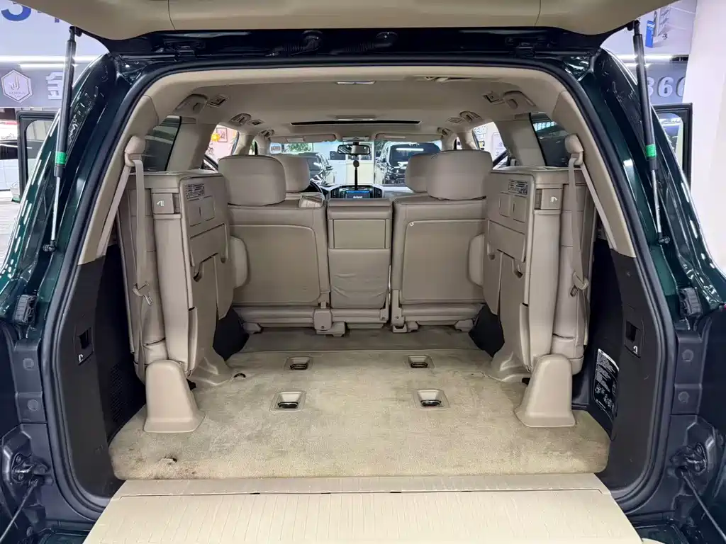 Toyota Land Cruiser 2011 — фото 14