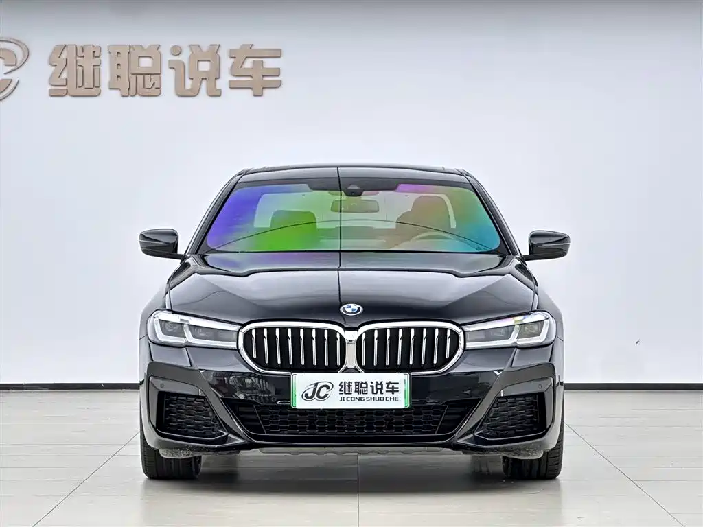 BMW 5 Series New Energy 2021 — фото 2