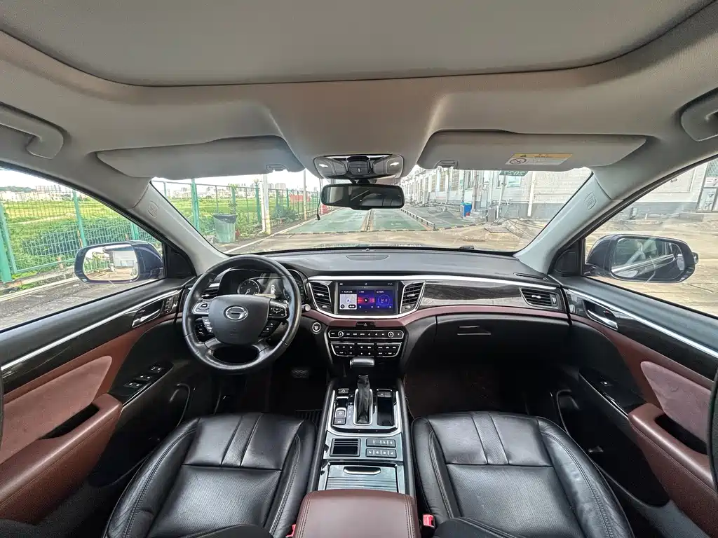 GAC Trumpchi GS8 2019 — фото 13