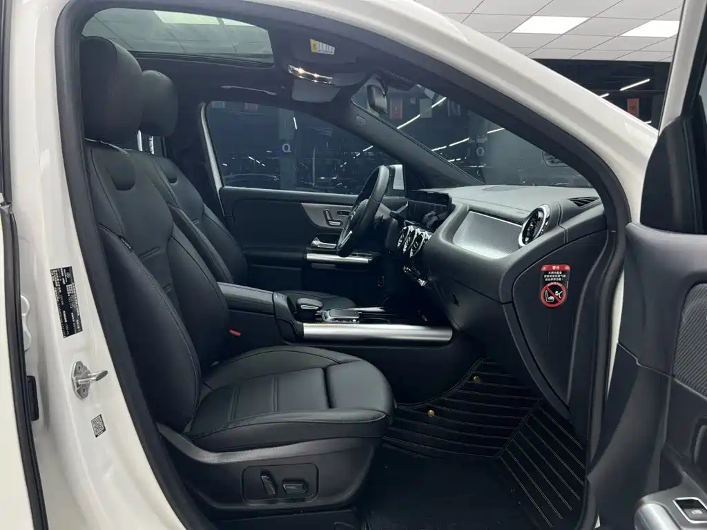 Mercedes-Benz GLA 2022 — фото 16