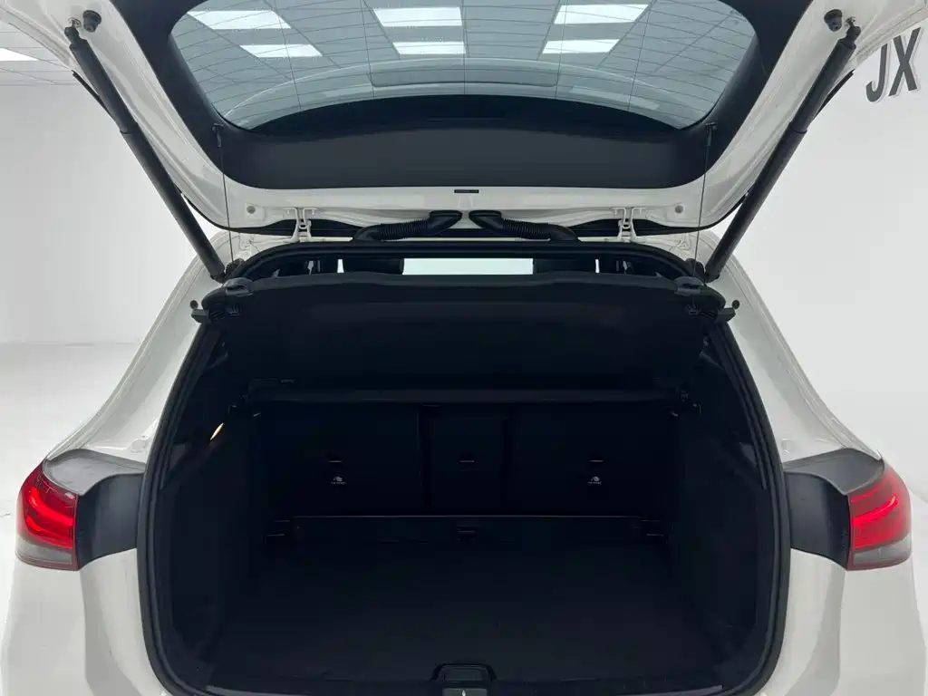 Mercedes-Benz GLA 2022 — фото 13