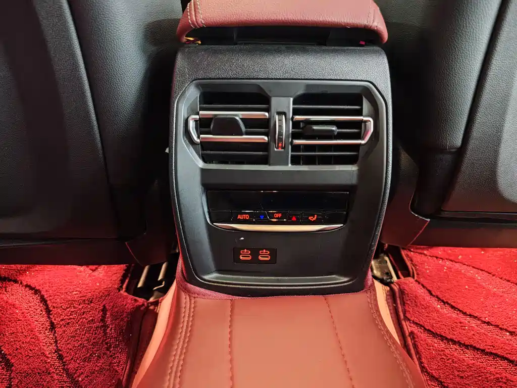 BMW i3 2022 — фото 13
