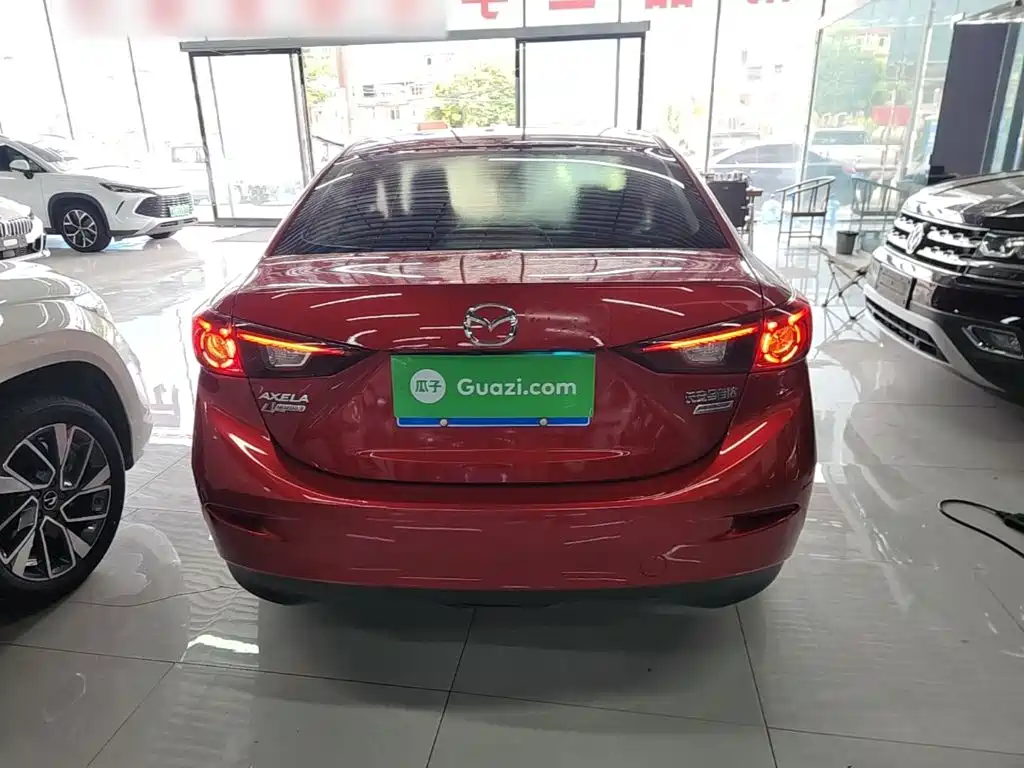 Mazda 3 Axela 2018