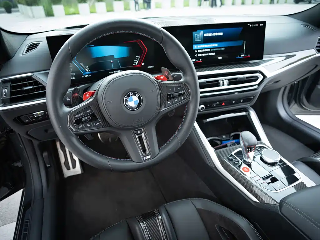 BMW M4 2024 — фото 13