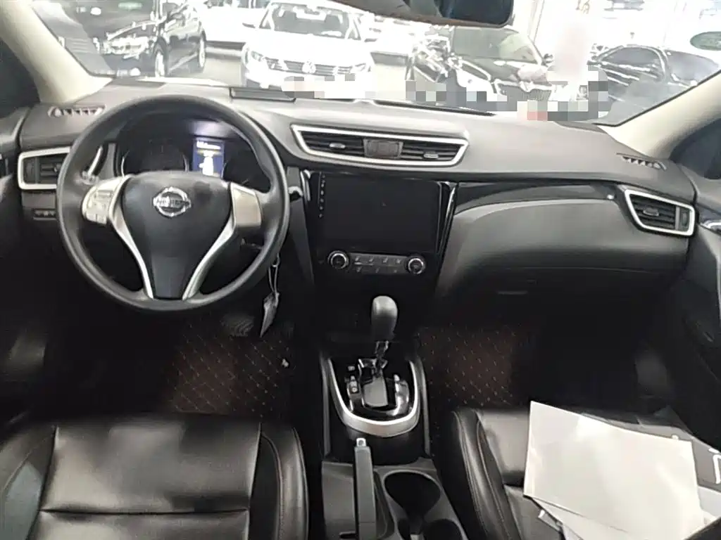 Nissan Qashqai 2017 — фото 10