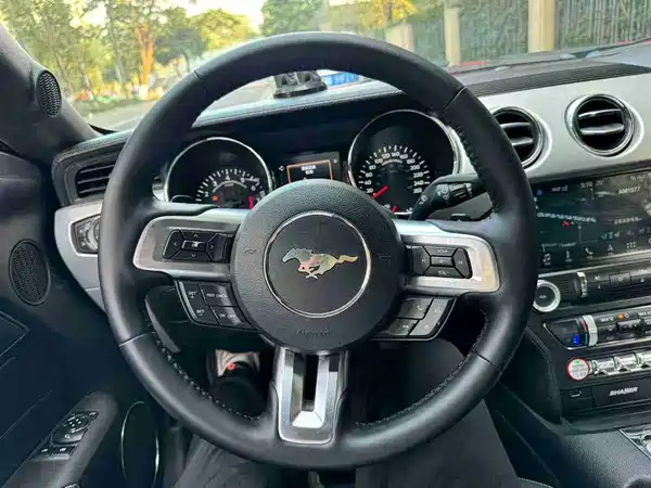 Ford Mustang 2015