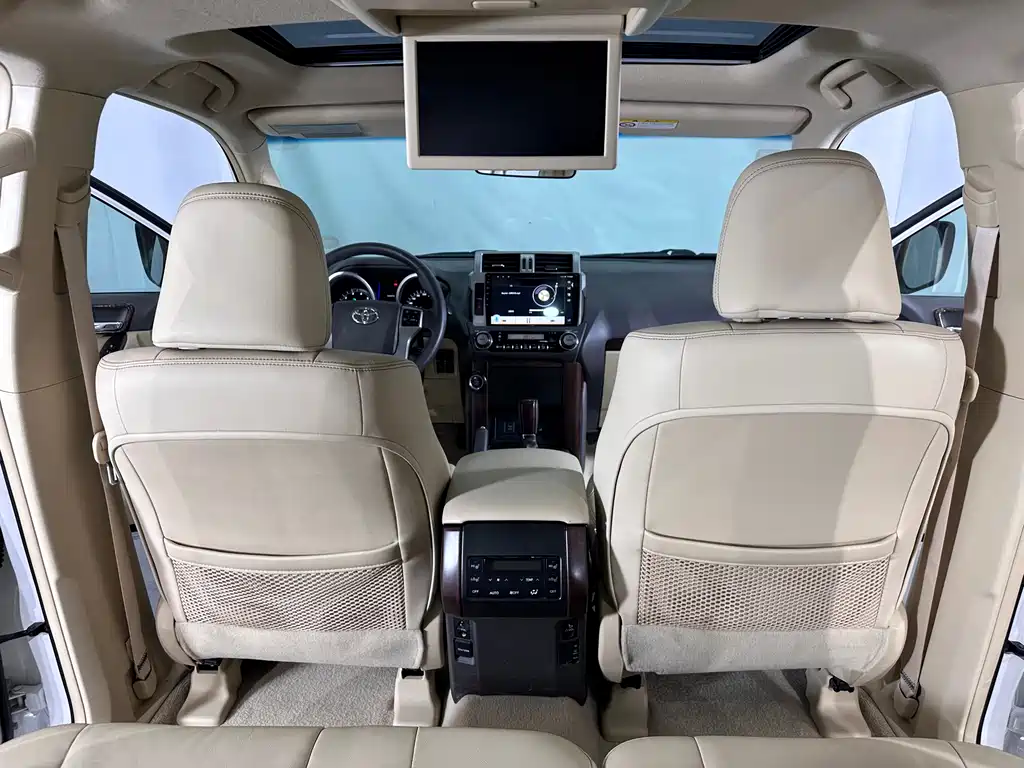 Toyota Prado 2016 — фото 16