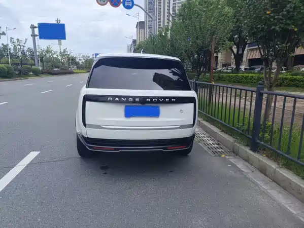 Land Rover Range Rover 2025