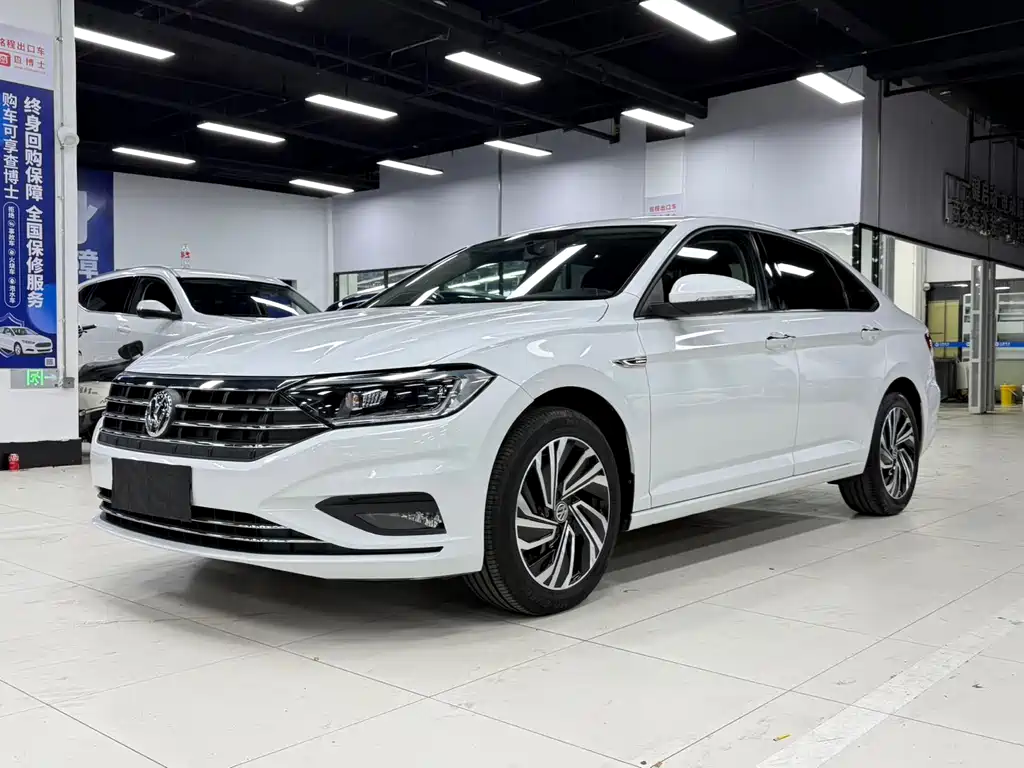 Volkswagen Sagitar 2022