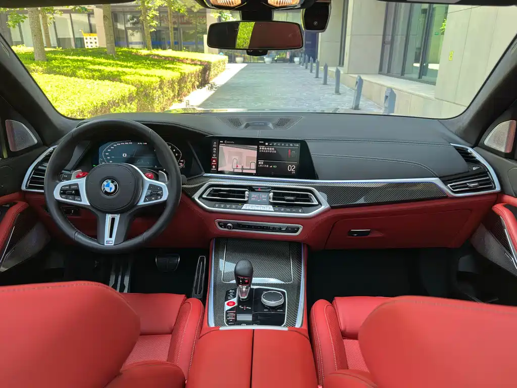 BMW X5 M 2022 — фото 18