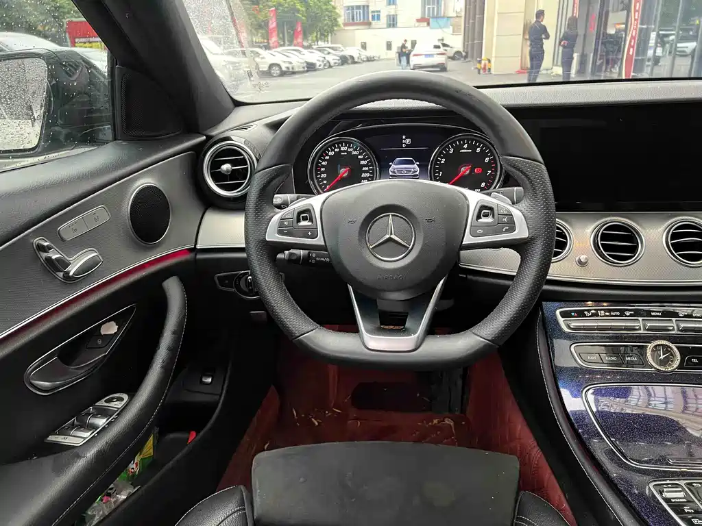 Mercedes-Benz E-Class 2018 — фото 6