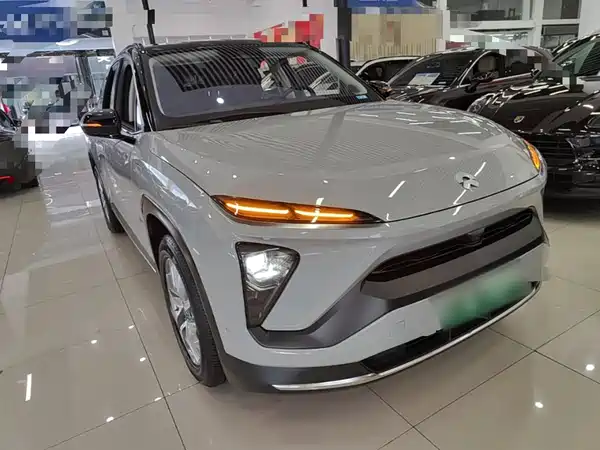 NIO ES6 2021