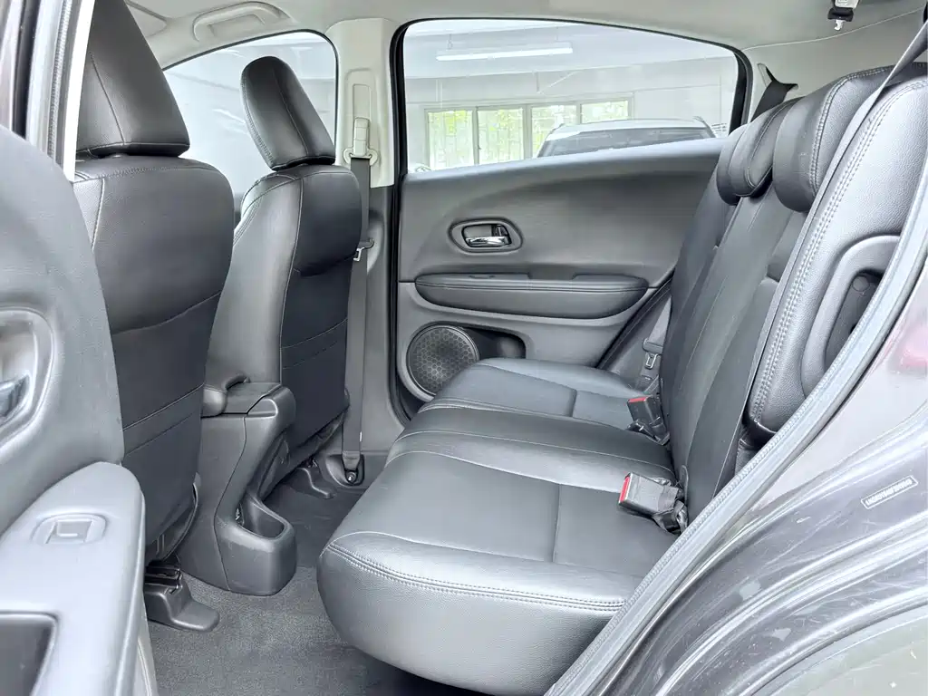 Honda Vezel 2015