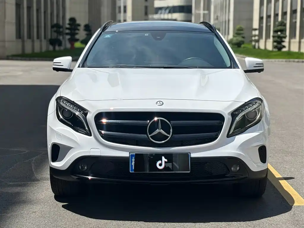 Mercedes-Benz GLA 2017 — фото 2