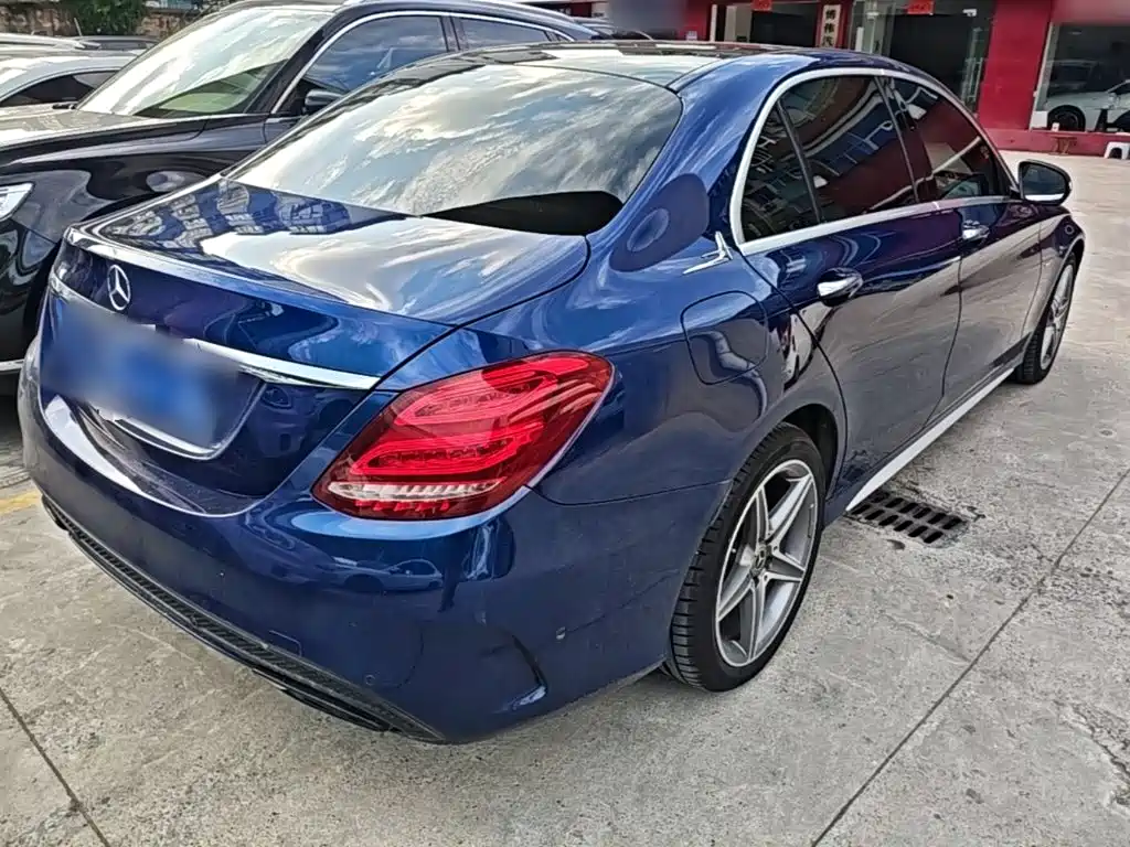 Mercedes-Benz C-Class 2018