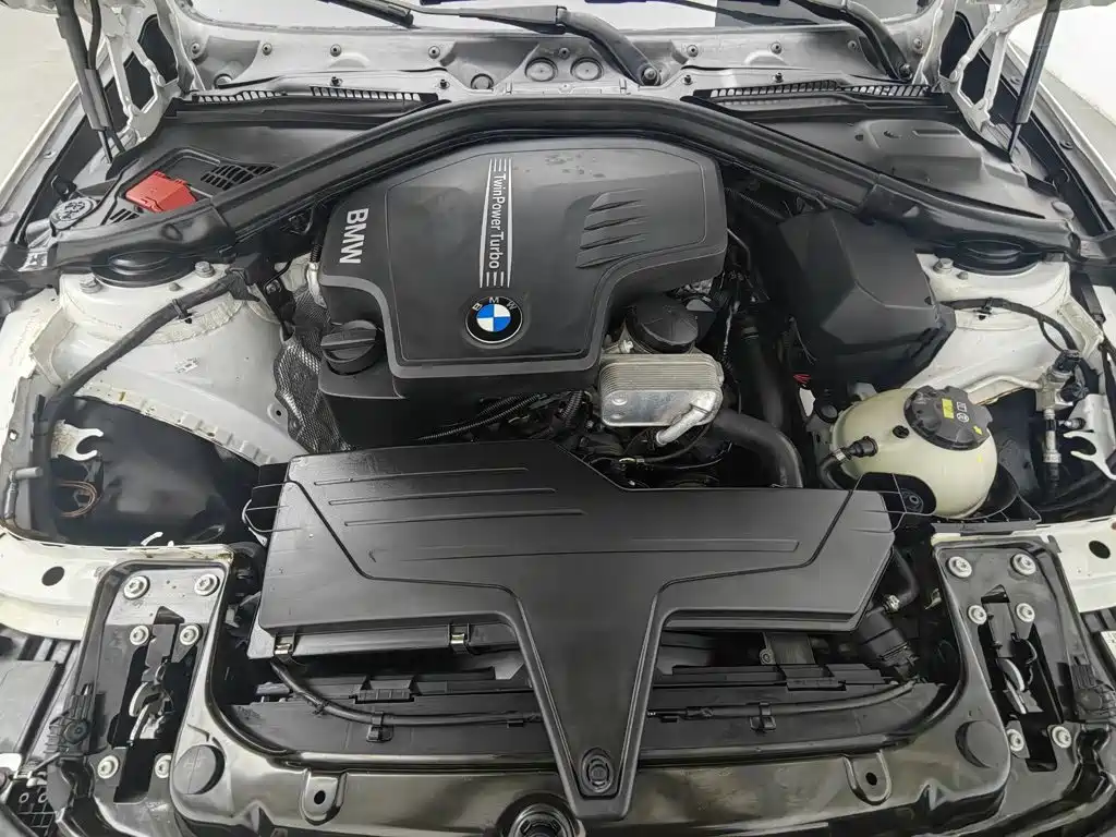 BMW 3 Series 2016