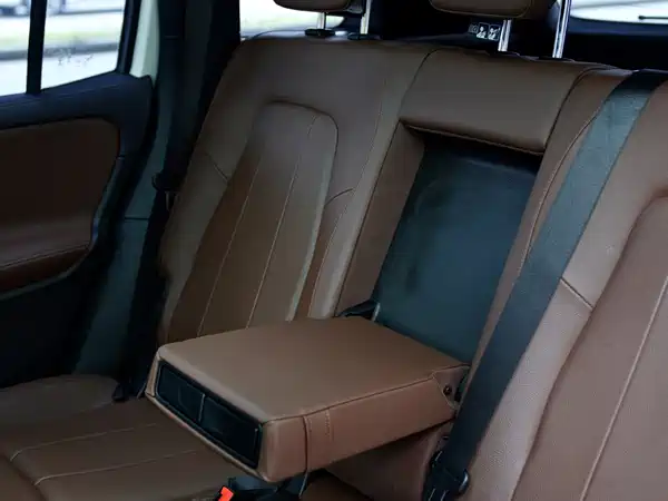 Mercedes-Benz GLB 2021