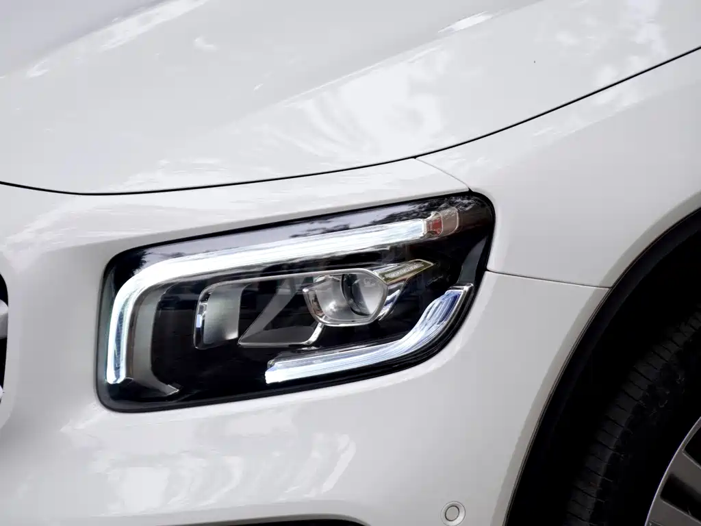 Mercedes-Benz GLB 2021 — фото 19
