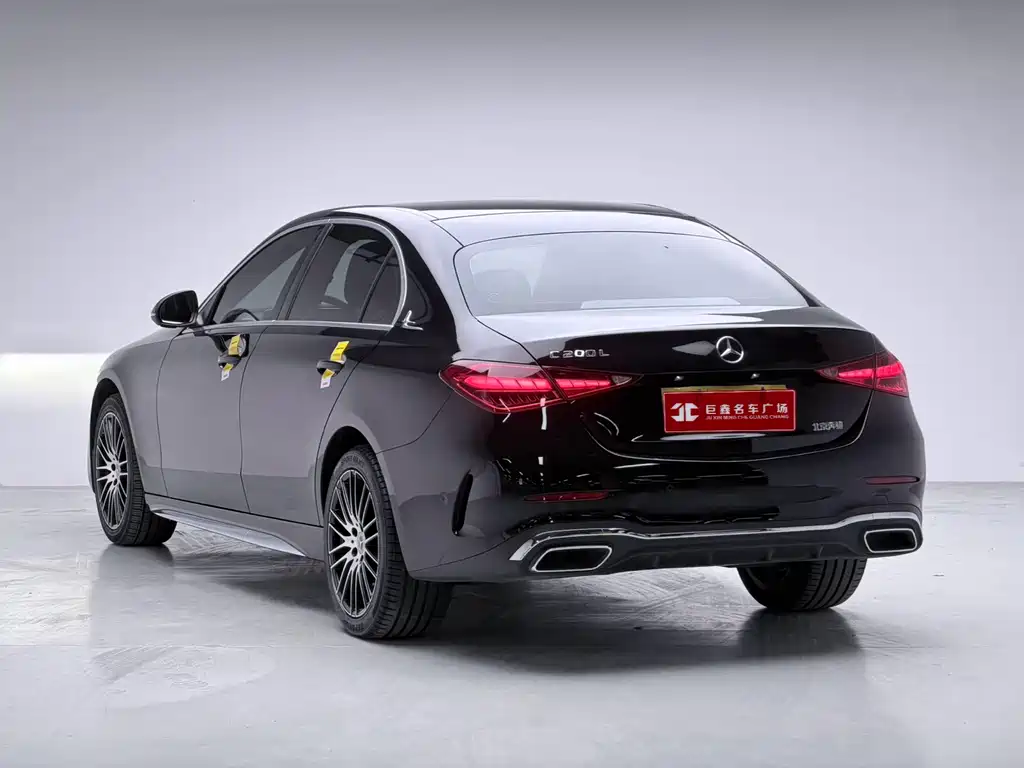 Mercedes-Benz C-Class 2023 — фото 4