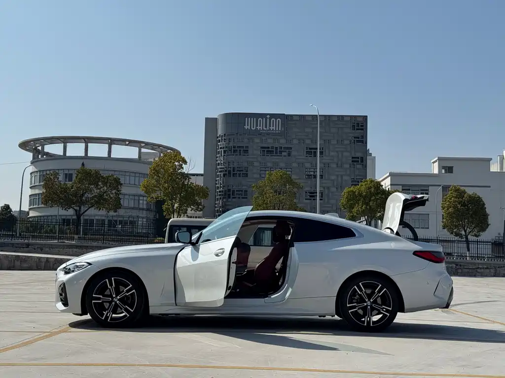BMW 4 Series 2022 — фото 17