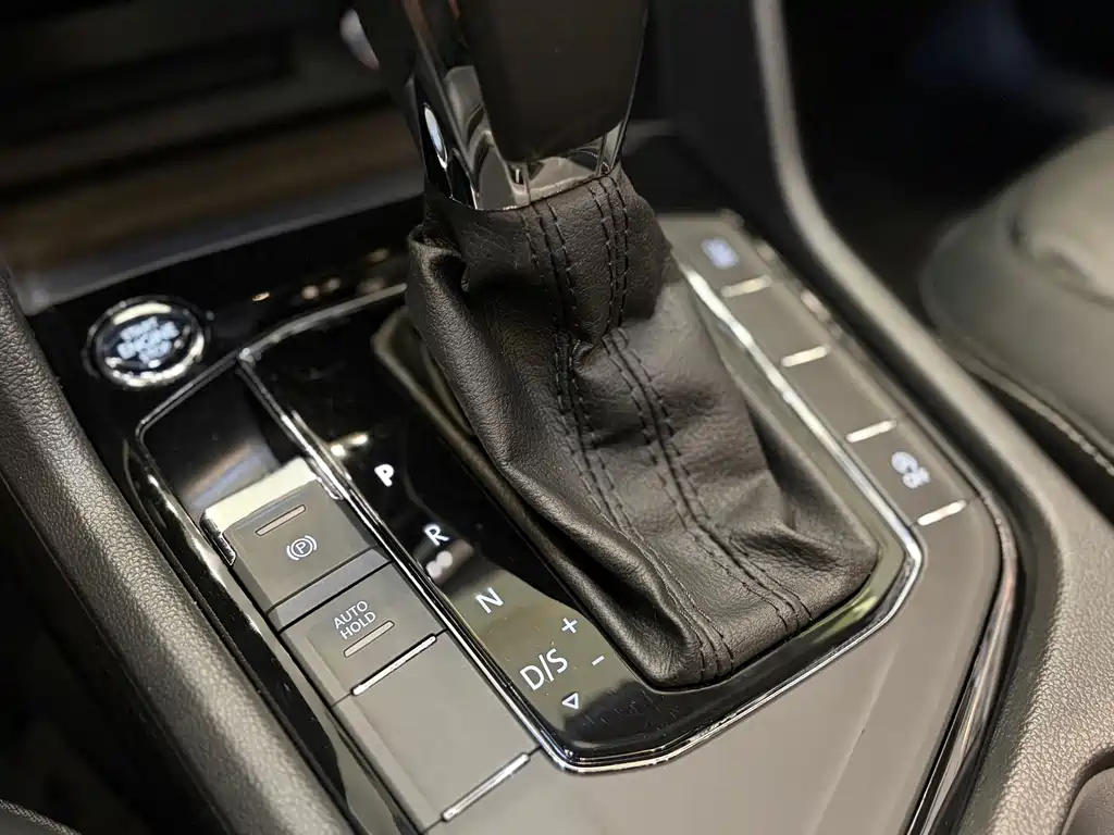 Volkswagen Tiguan L 2018 — фото 20