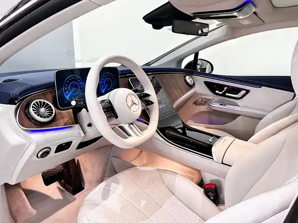 Mercedes-Benz EQE 2025