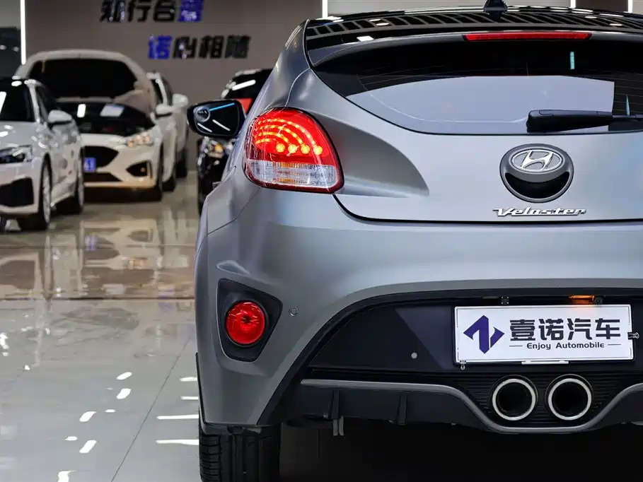 Hyundai Veloster 2015 — фото 8