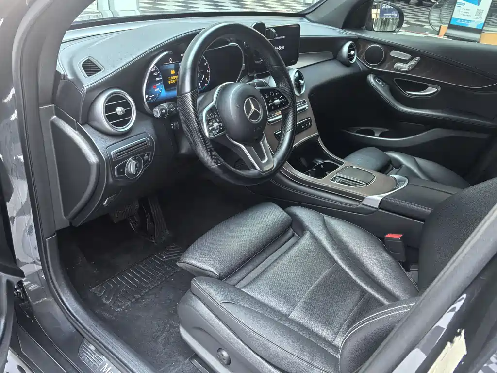 Mercedes-Benz GLC 2020 — фото 14