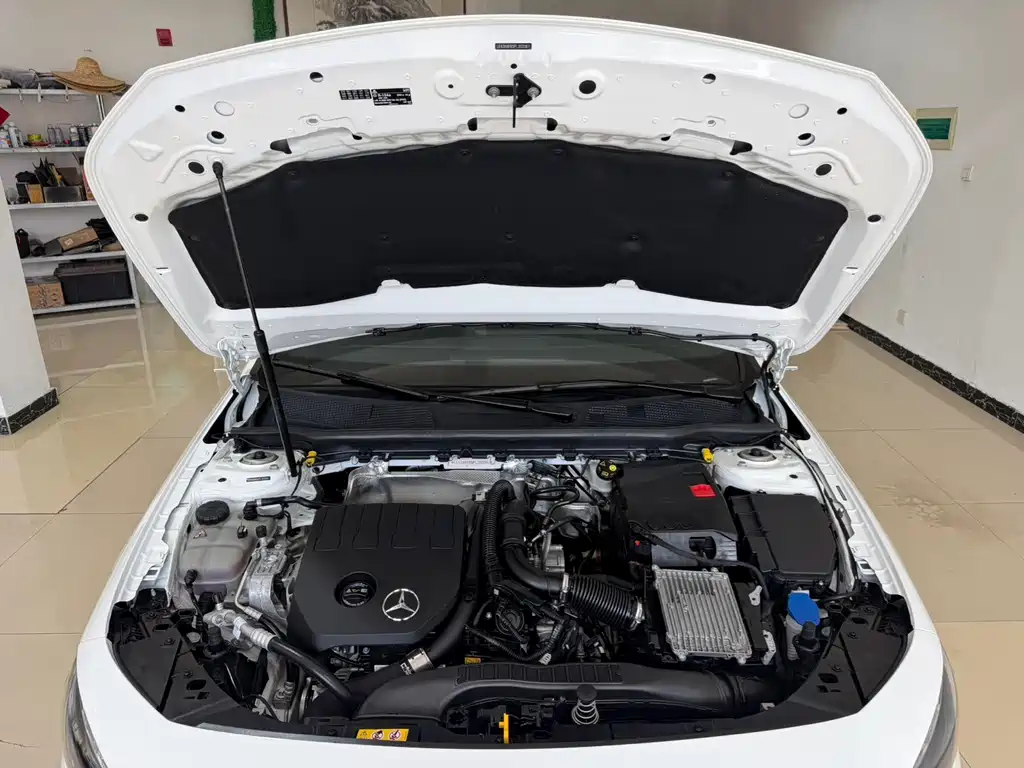 Mercedes-Benz A-Class 2023 — фото 27