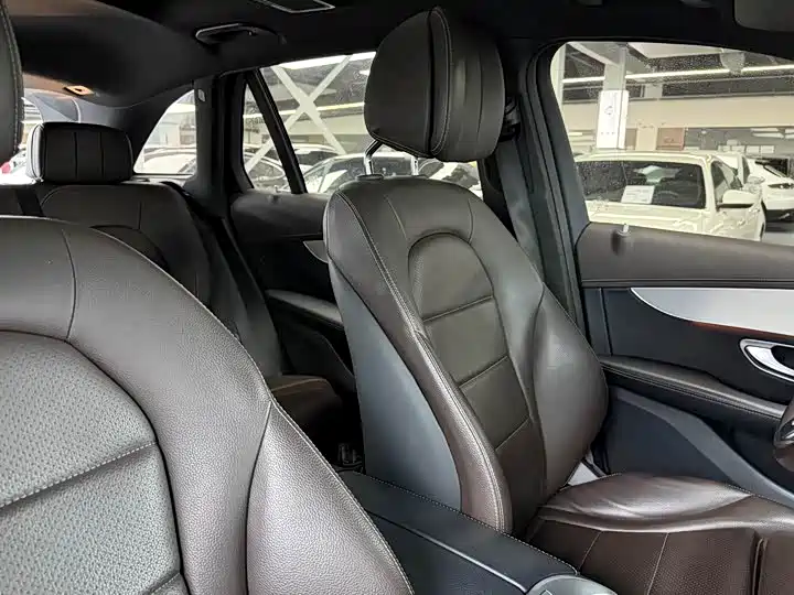 Mercedes-Benz GLC 2022 — фото 15