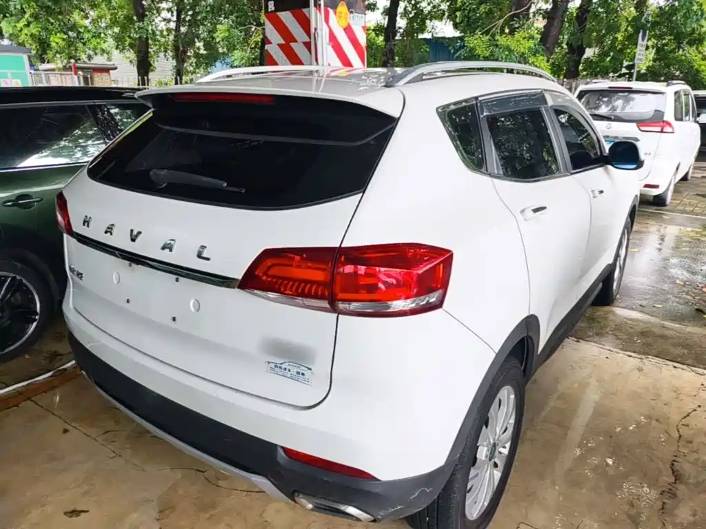 Haval H2s 2017 — фото 7