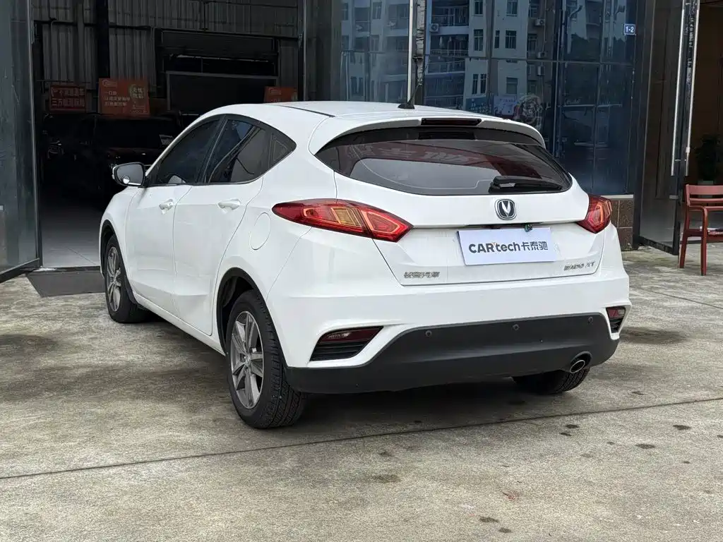 Changan Eado XT 2016 — фото 6