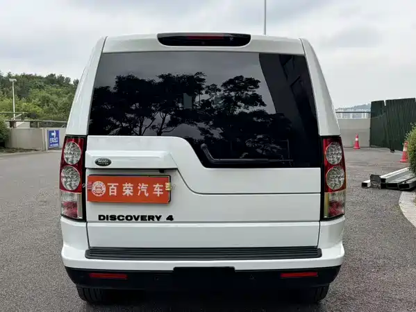 Land Rover Discovery 2013