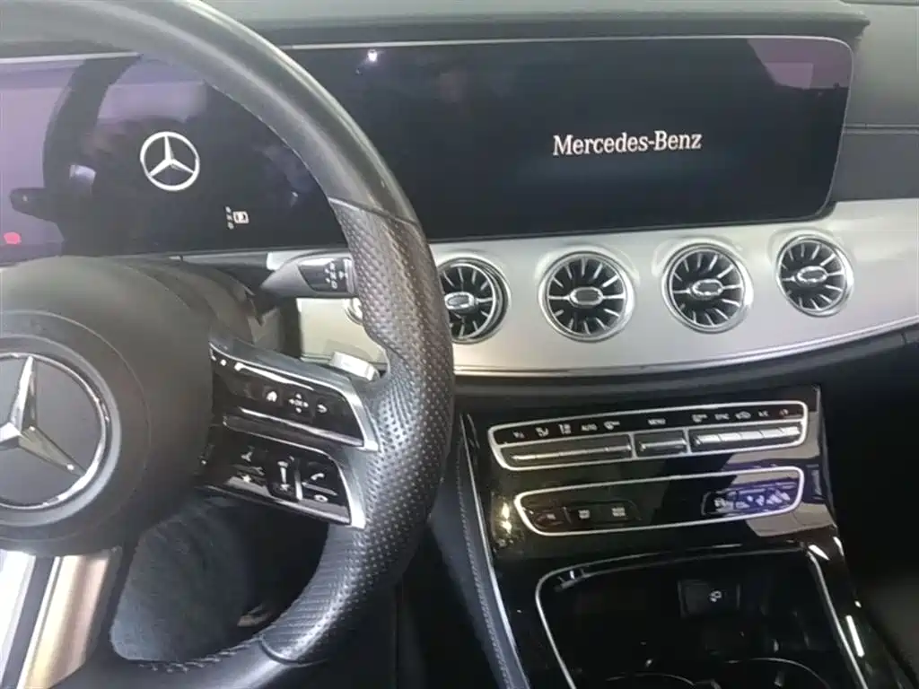 Mercedes-Benz E-Class 2021 — фото 10