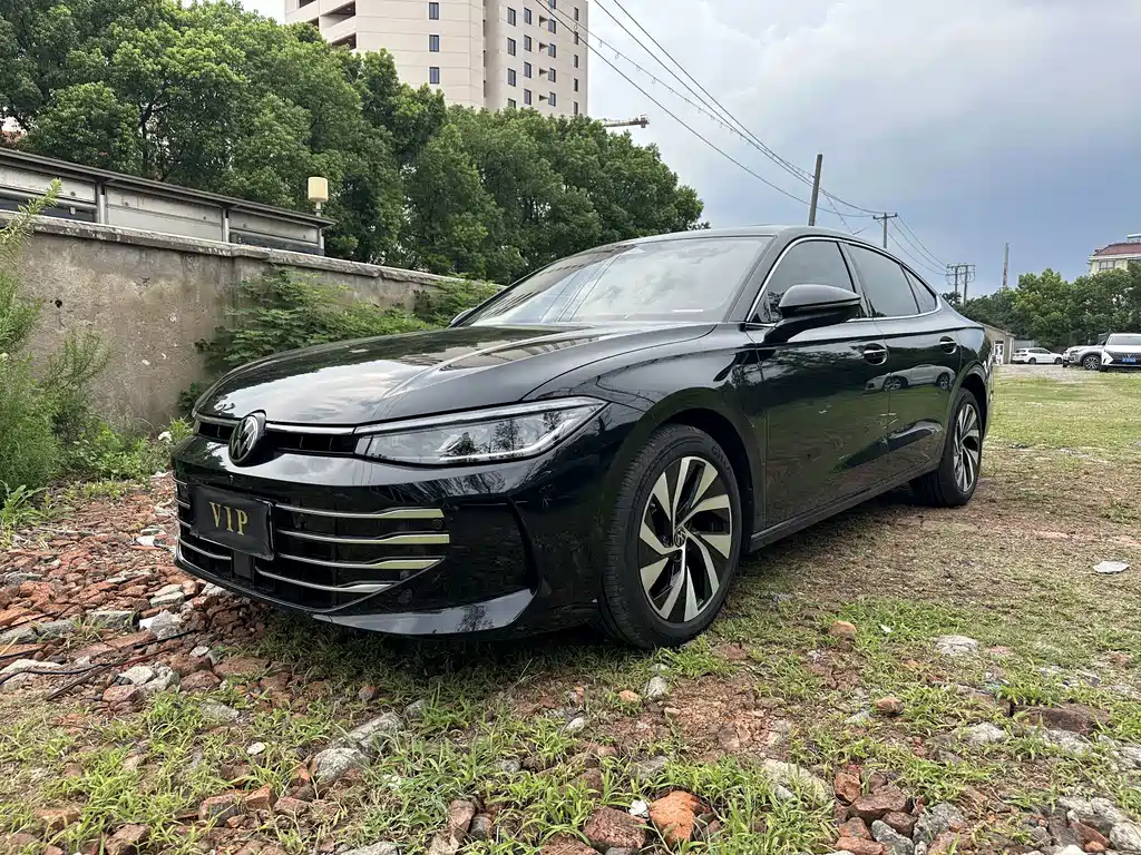 Volkswagen Passat 2025